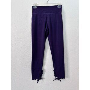 Carbon 38 x CHILL BY WILL Women's Size 1 Scalloped Trim Eggplant Leggings